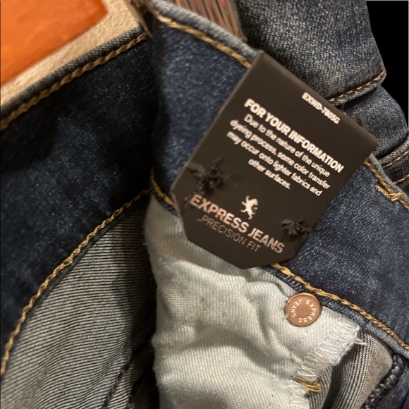 Express Label - Picture 2 of 3